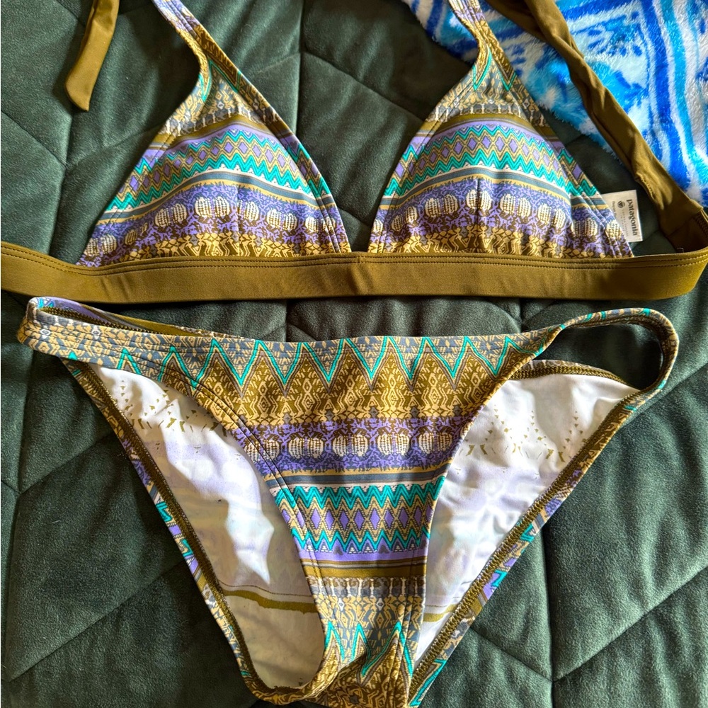 PATAGONIA bikini size / MEDIUM